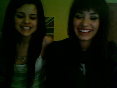 Demi Lovato and Selena Gomez vlog 832