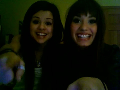 Demi Lovato and Selena Gomez vlog 1862