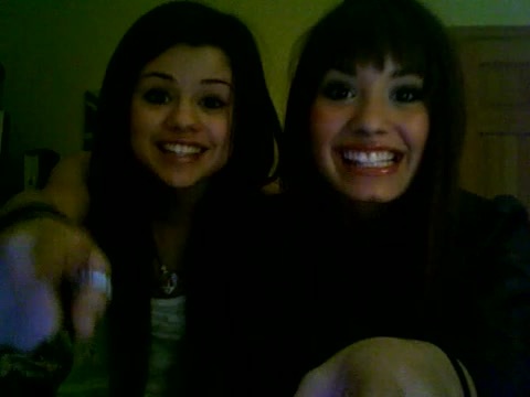 Demi Lovato and Selena Gomez vlog 1863
