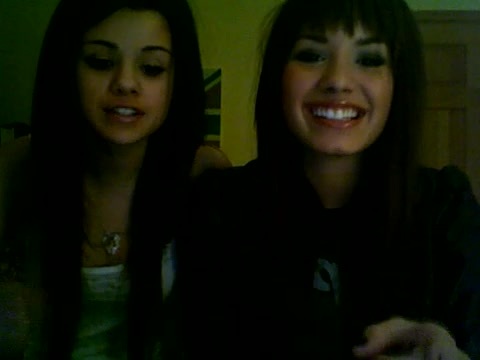 Demi Lovato and Selena Gomez vlog 870