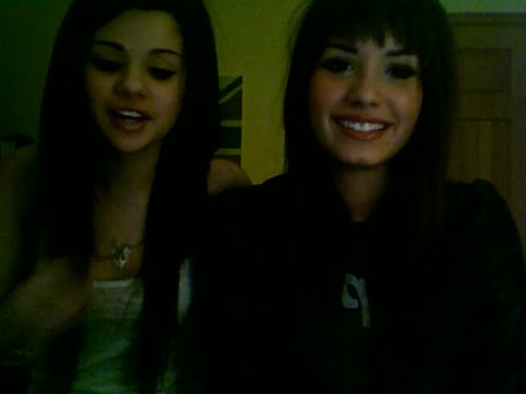 Demi Lovato and Selena Gomez vlog 904