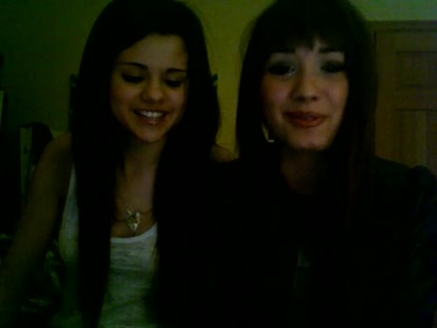 Demi Lovato and Selena Gomez vlog 1912