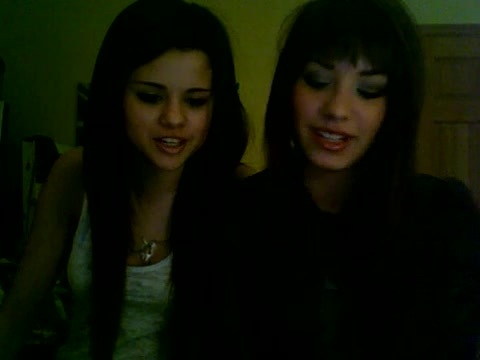 Demi Lovato and Selena Gomez vlog 1944