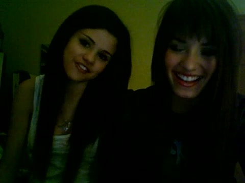 Demi Lovato and Selena Gomez vlog 1475