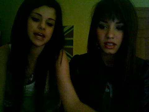 Demi Lovato and Selena Gomez vlog 2528