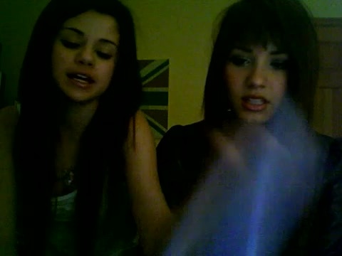 Demi Lovato and Selena Gomez vlog 2532