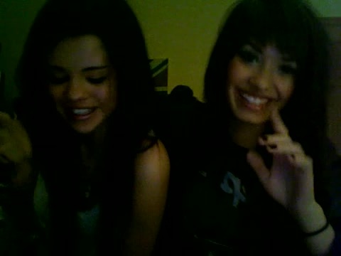 Demi Lovato and Selena Gomez vlog 3082