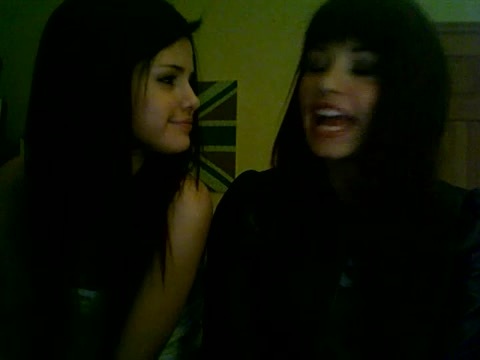 Demi Lovato and Selena Gomez vlog 2604 - Demilush and Selena Gomez Vlog Part oo7