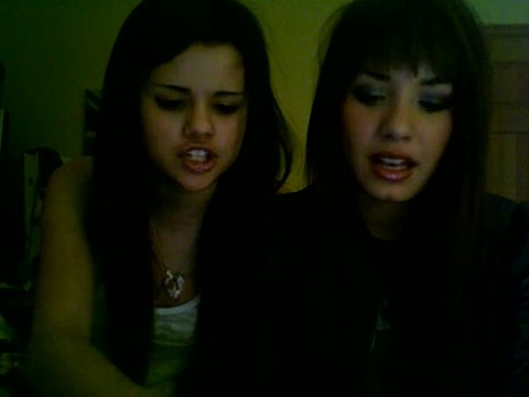 Demi Lovato and Selena Gomez vlog 2151