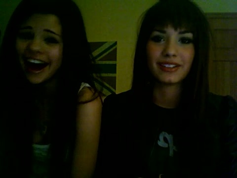 Demi Lovato and Selena Gomez vlog 3668 Demi Lovato and Selena Gomez vlog 3668