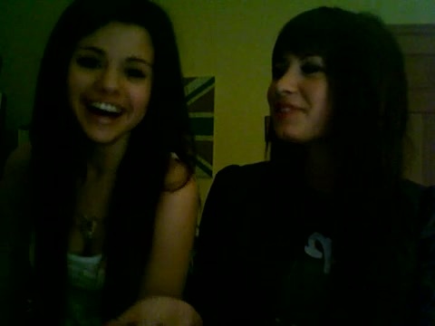 Demi Lovato and Selena Gomez vlog 3684 Demi Lovato and Selena Gomez vlog 3684