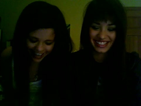 Demi Lovato and Selena Gomez vlog 2234