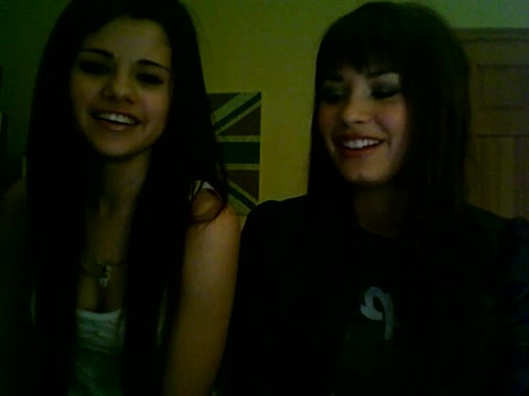 Demi Lovato and Selena Gomez vlog 3706 Demi Lovato and Selena Gomez vlog 3706