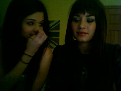 Demi Lovato and Selena Gomez vlog 2712