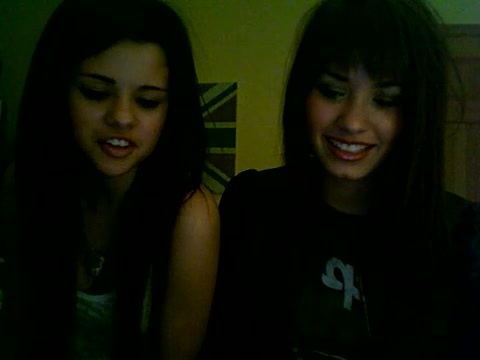 Demi Lovato and Selena Gomez vlog 3196