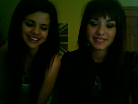 Demi Lovato and Selena Gomez vlog 2736