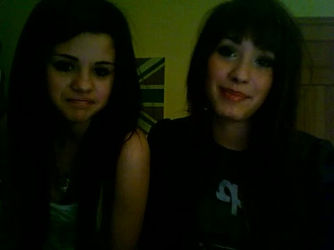 Demi Lovato and Selena Gomez vlog 3207