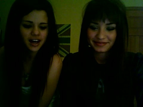 Demi Lovato and Selena Gomez vlog 2748