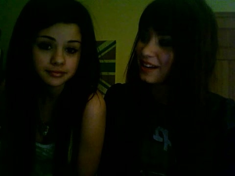 Demi Lovato and Selena Gomez vlog 3219