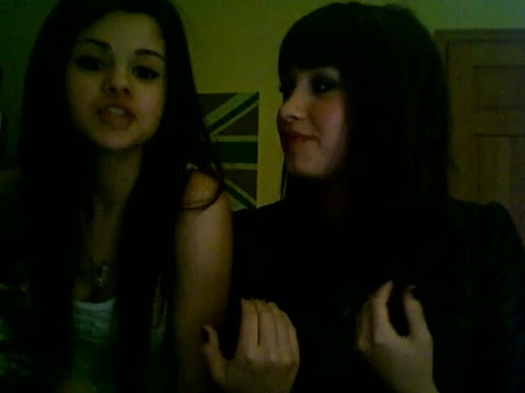 Demi Lovato and Selena Gomez vlog 3772 Demi Lovato and Selena Gomez vlog 3772