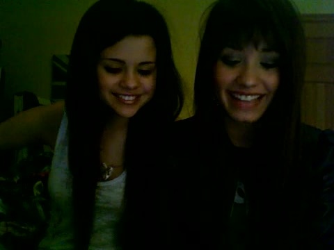 Demi Lovato and Selena Gomez vlog 2340