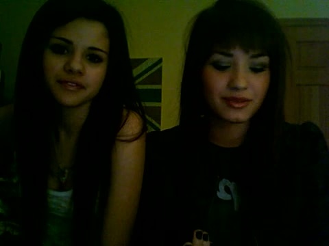 Demi Lovato and Selena Gomez vlog 3810