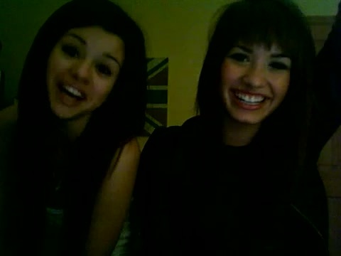 Demi Lovato and Selena Gomez vlog 2794