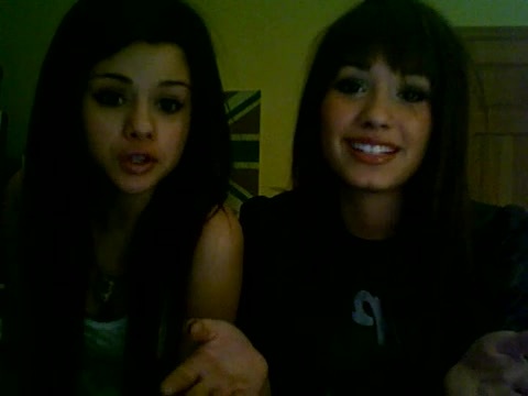 Demi Lovato and Selena Gomez vlog 3261