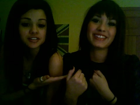 Demi Lovato and Selena Gomez vlog 3280