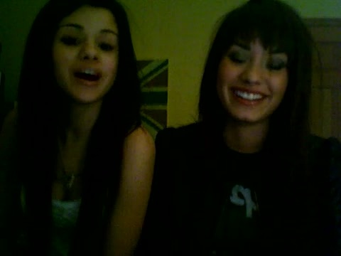 Demi Lovato and Selena Gomez vlog 3295