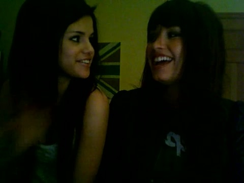 Demi Lovato and Selena Gomez vlog 3311