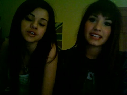 Demi Lovato and Selena Gomez vlog 3917
