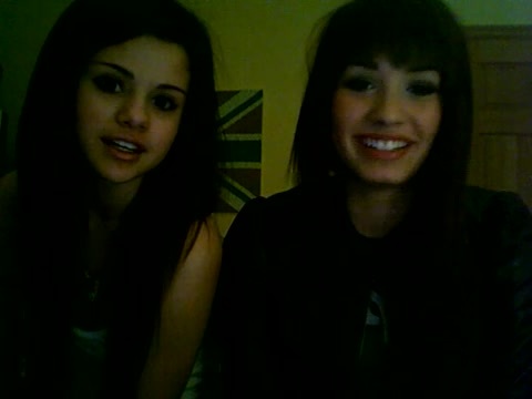 Demi Lovato and Selena Gomez vlog 2901