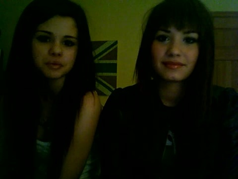 Demi Lovato and Selena Gomez vlog 2953