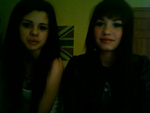 Demi Lovato and Selena Gomez vlog 2954