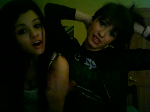 Demi Lovato and Selena Gomez vlog 2995