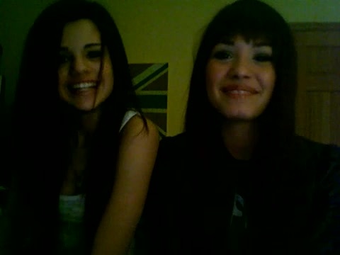 Demi Lovato and Selena Gomez vlog 4532 - Demilush and Selena Gomez Vlog Part o10