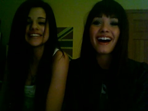 Demi Lovato and Selena Gomez vlog 4537