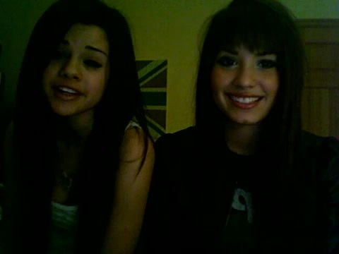 Demi Lovato and Selena Gomez vlog 4071