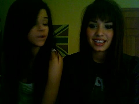 Demi Lovato and Selena Gomez vlog 4084 - Demilush and Selena Gomez Vlog Part oo9