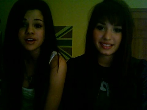 Demi Lovato and Selena Gomez vlog 4097