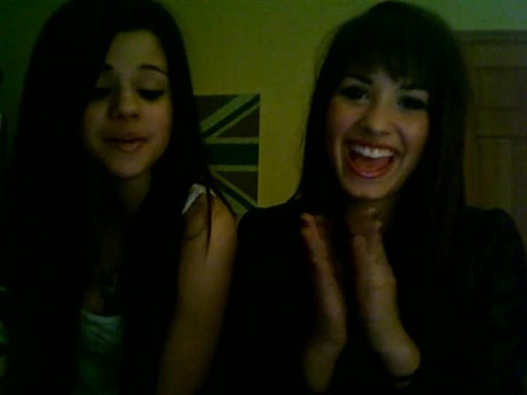 Demi Lovato and Selena Gomez vlog 4136