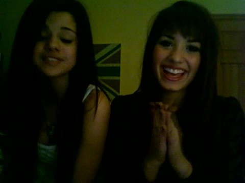 Demi Lovato and Selena Gomez vlog 4138 - Demilush and Selena Gomez Vlog Part oo9
