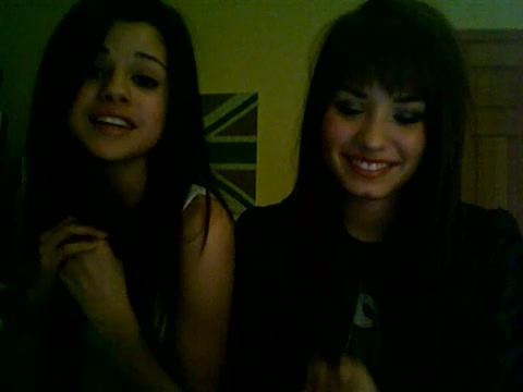 Demi Lovato and Selena Gomez vlog 4144 - Demilush and Selena Gomez Vlog Part oo9