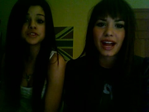 Demi Lovato and Selena Gomez vlog 4219