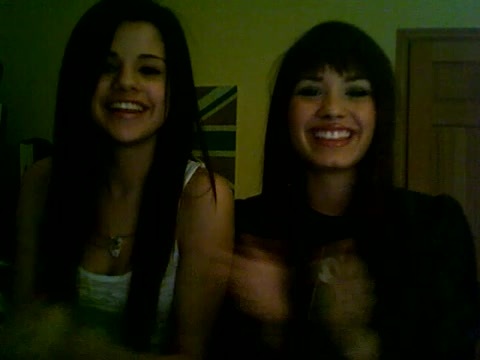 Demi Lovato and Selena Gomez vlog 4249