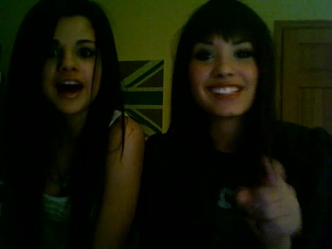 Demi Lovato and Selena Gomez vlog 4312