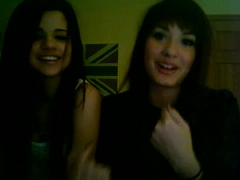Demi Lovato and Selena Gomez vlog 4331