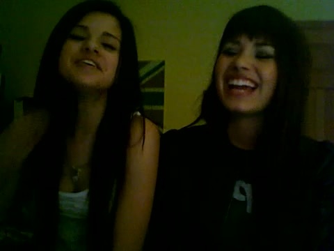 Demi Lovato and Selena Gomez vlog 4357 - Demilush and Selena Gomez Vlog Part oo9