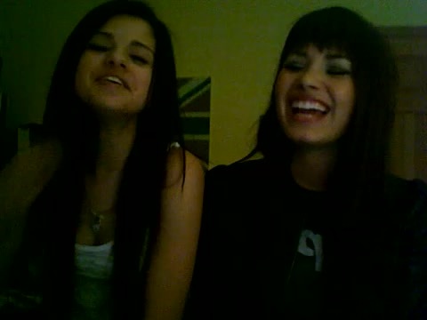 Demi Lovato and Selena Gomez vlog 4377 - Demilush and Selena Gomez Vlog Part oo9